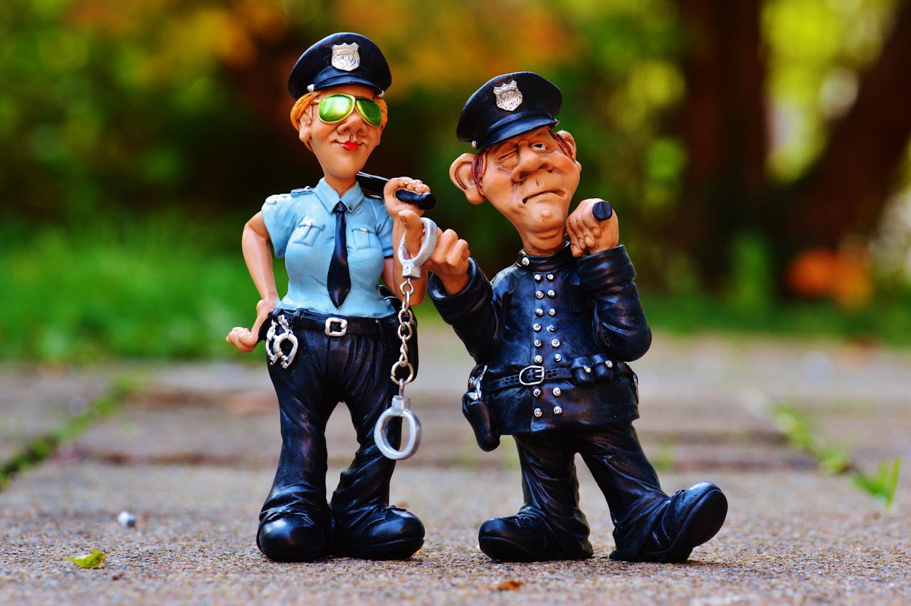 Rolul polițistului în comunitate: Responsabilități și impact social