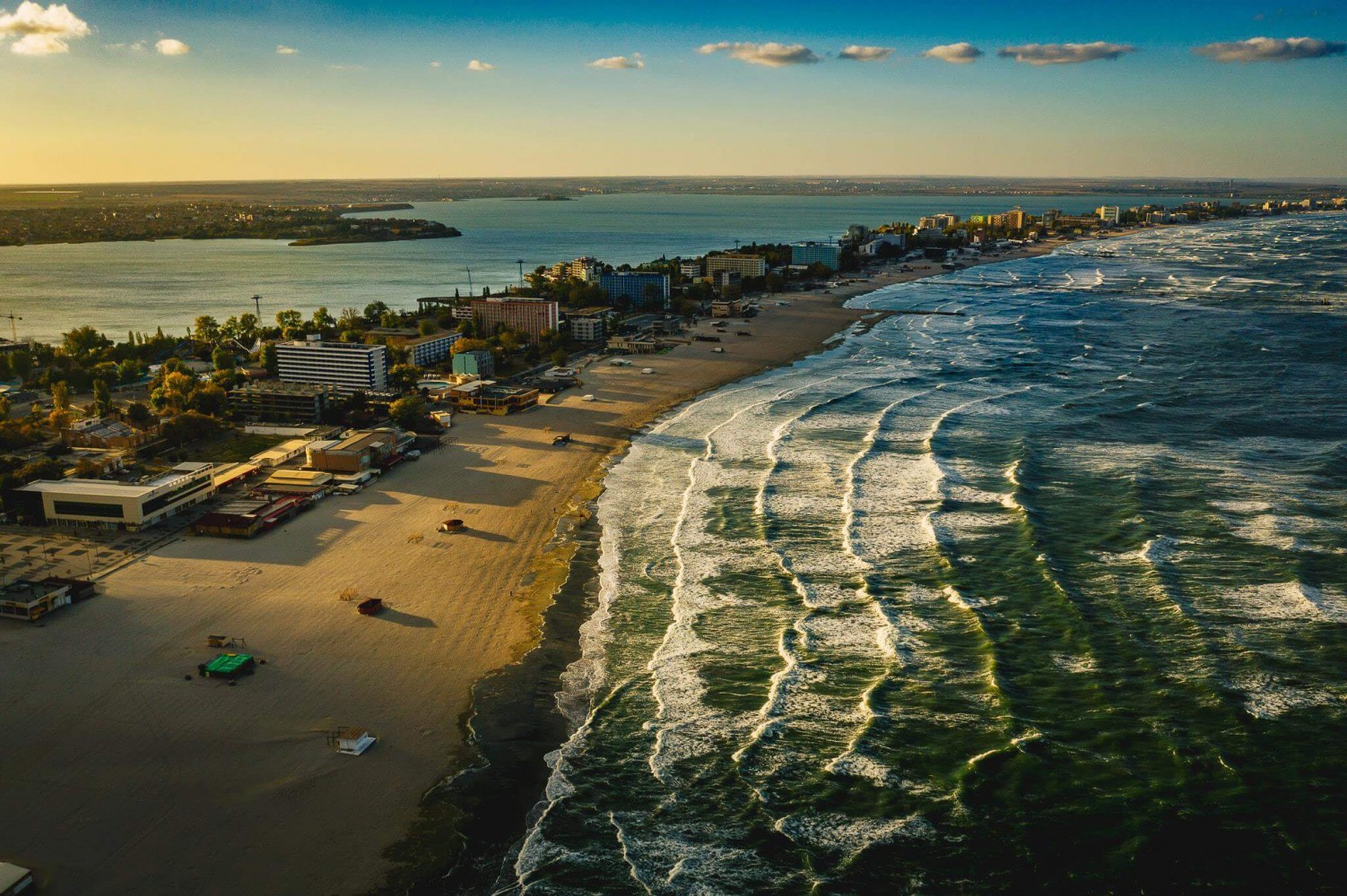 Cazare în Mamaia: Ce să alegi dintre hotel, apartament sau studio?