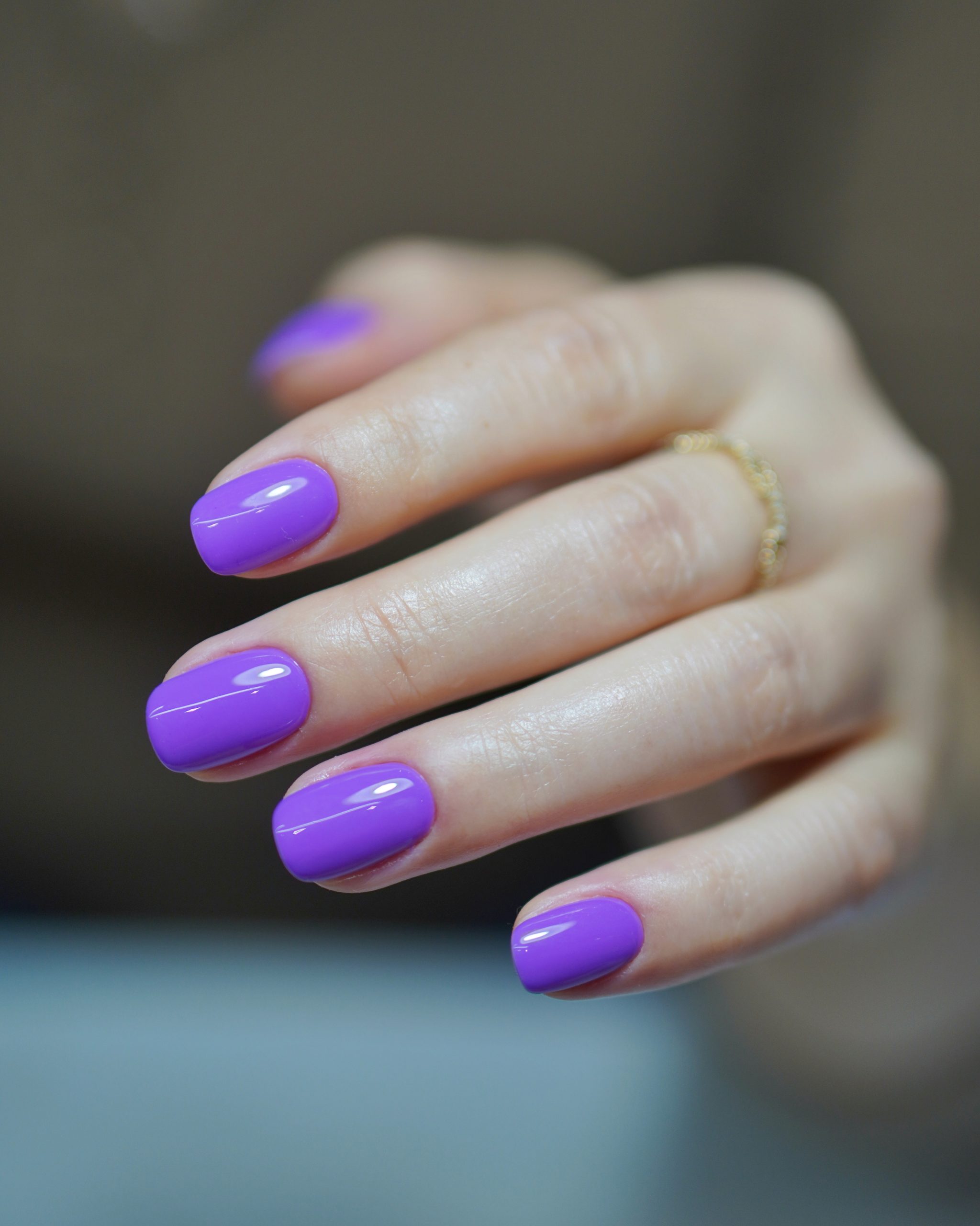 Tendințele momentului în unghii cu gel și unde le găsești realizate corect în București