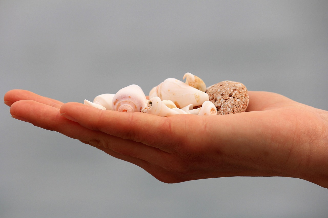 Ce înseamnă când visezi că primești un obiect fără explicații